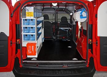 01_A van with Syncro racking